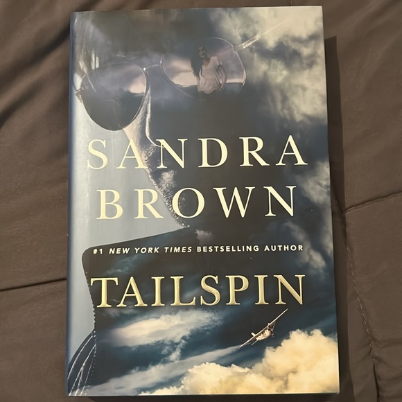 Hardcover Books - Picture 4 of 7